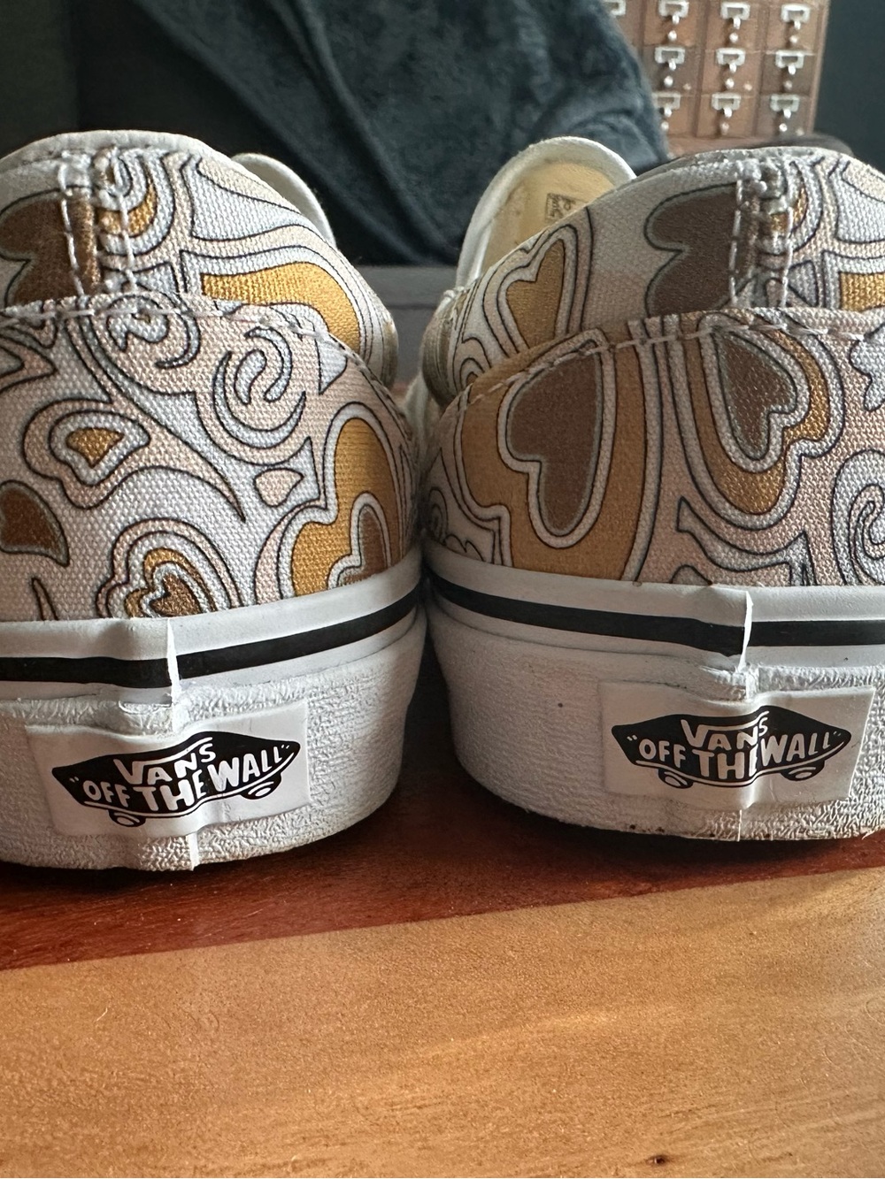 Vans Heart Slip-On Sneakers women’s 6.5 - Picture 5 of 10